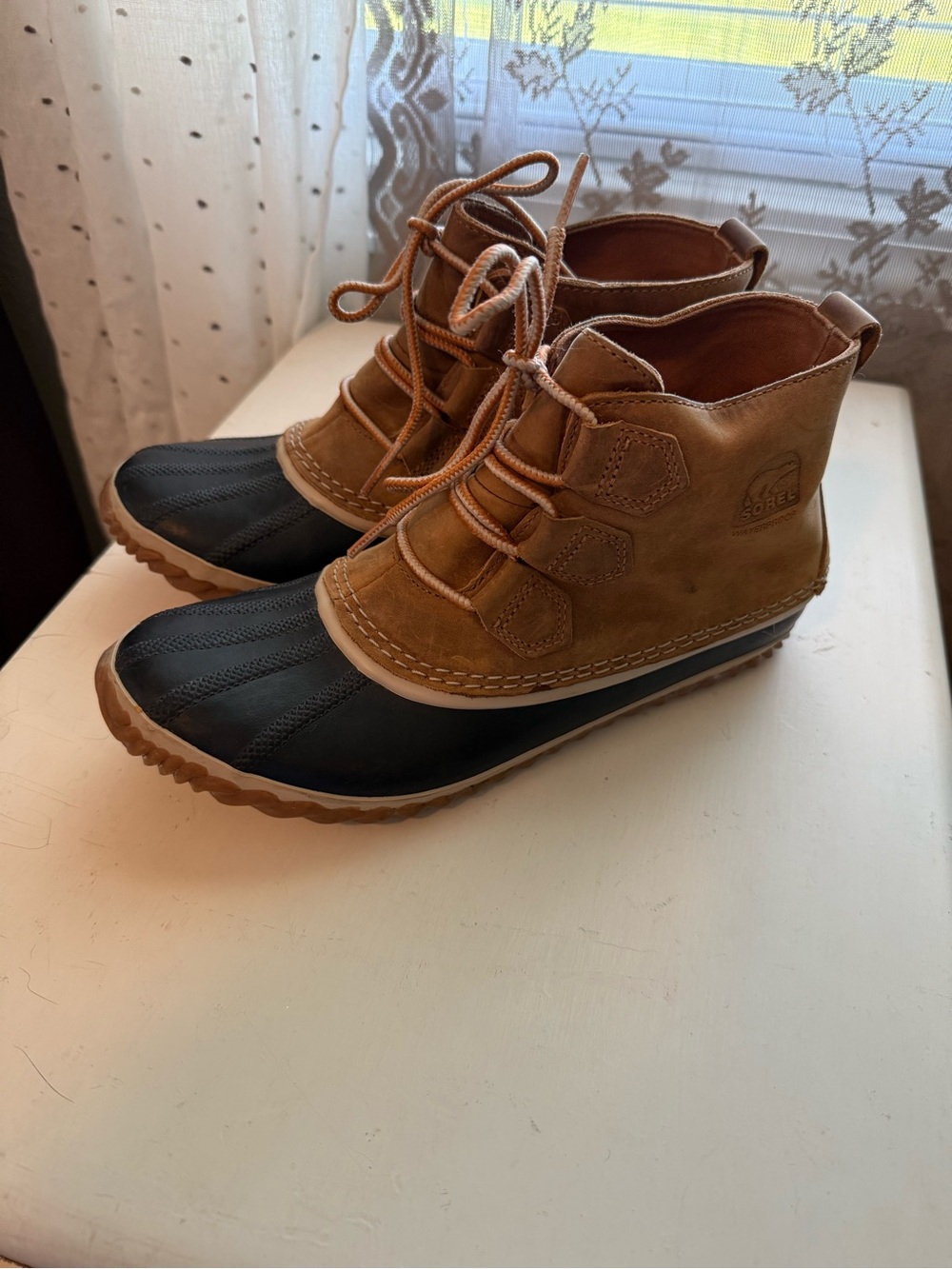 Sorel Brown/Black Waterproof Lace-Up women’s Duck Boots